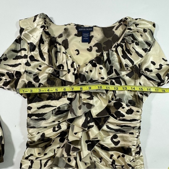 Boston Proper Leopard Print Blouse Button Front Ruffle - Picture 6 of 6